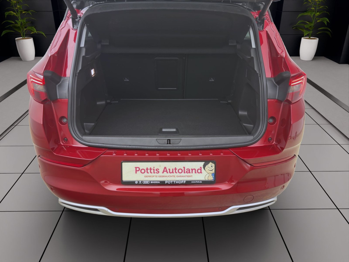 Thumb 3: Opel Grandland 1.2 Turbo ELEGANCE NAVI SITZHZG LED PDC DAB+