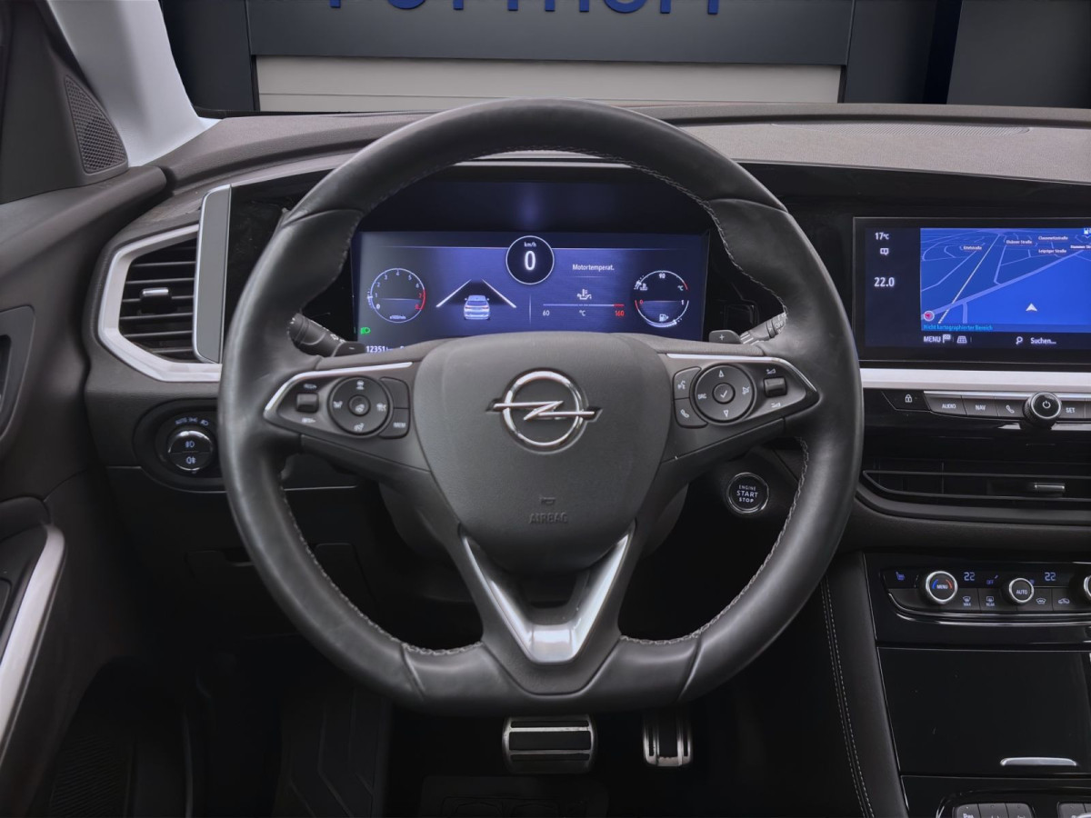 Thumb 10: Opel Grandland 1.2 Turbo ELEGANCE NAVI SITZHZG LED PDC DAB+