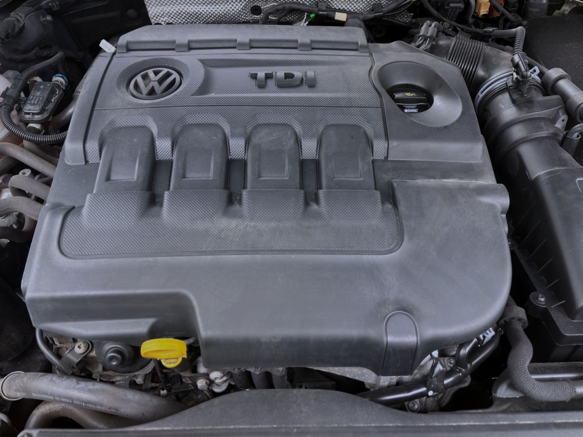 Thumb 17: Volkswagen Arteon 2.0 TDI DSG ELEGANCE PANO AHK KAMERA ACC