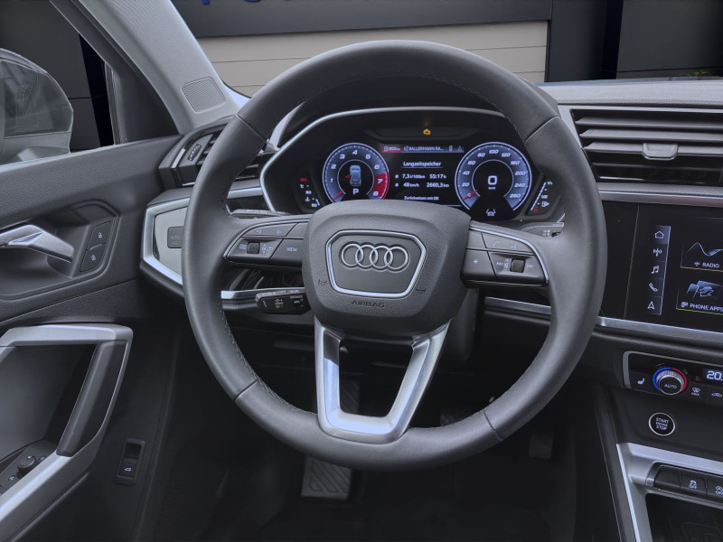 Bild 10: Audi Q3 35 TFSI NAVI+ KAMERA SITZHZG PDC KLIMA