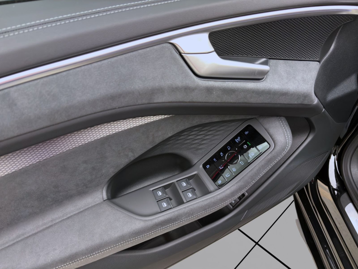 Thumb 9: Audi A6 Avant TDI Q S LINE AHK MEMORY LM21