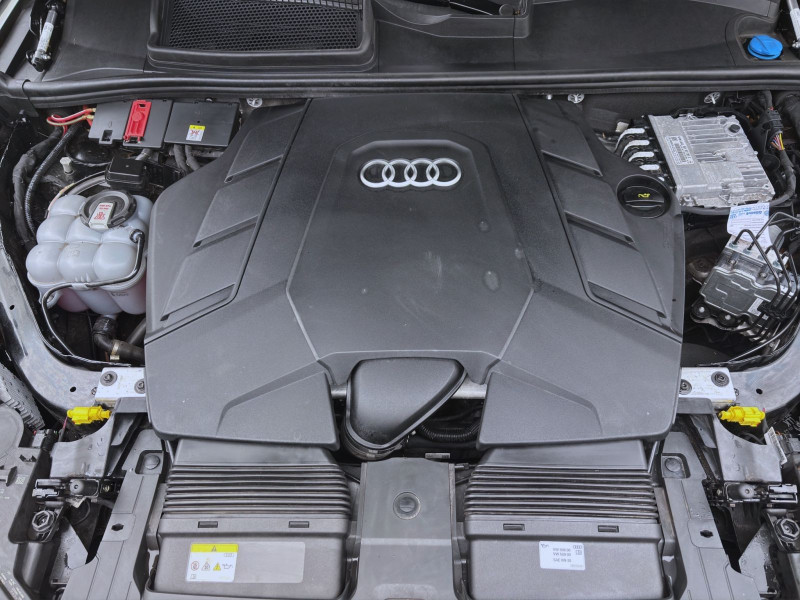 Bild 17: Audi Q7 55 TFSI Q S LINE PANO AHK MATRIX B&O