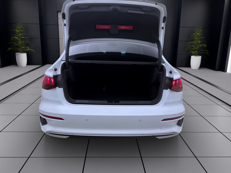 Bild 3: Audi A3 Limousine 30 TDI ADVANCED NAVI+ SITZHZG PDC KLIMA