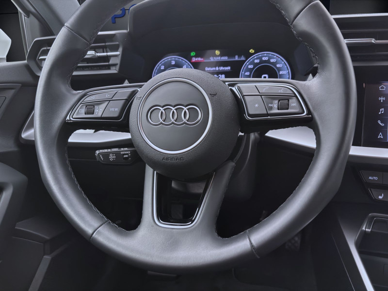 Bild 11: Audi A3 Limousine 30 TDI ADVANCED NAVI+ SITZHZG PDC KLIMA