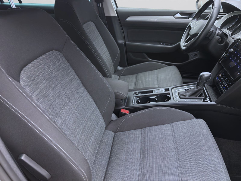 Bild 15: Volkswagen Passat Variant 2.0 TDI DSG BUSINESS NAVI AHK PDC KLIMA LED