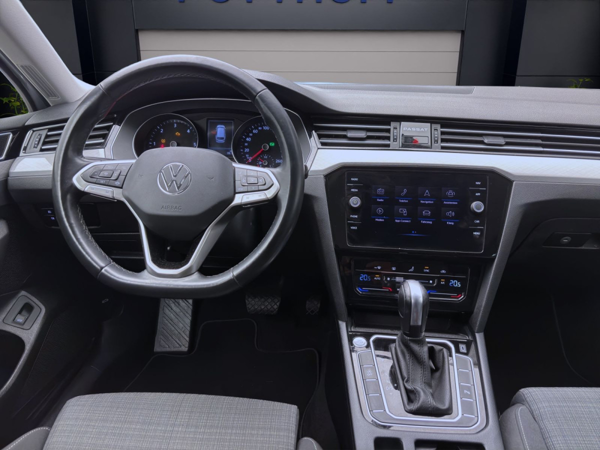 Thumb 12: Volkswagen Passat Variant 2.0 TDI DSG BUSINESS NAVI AHK PDC KLIMA LED