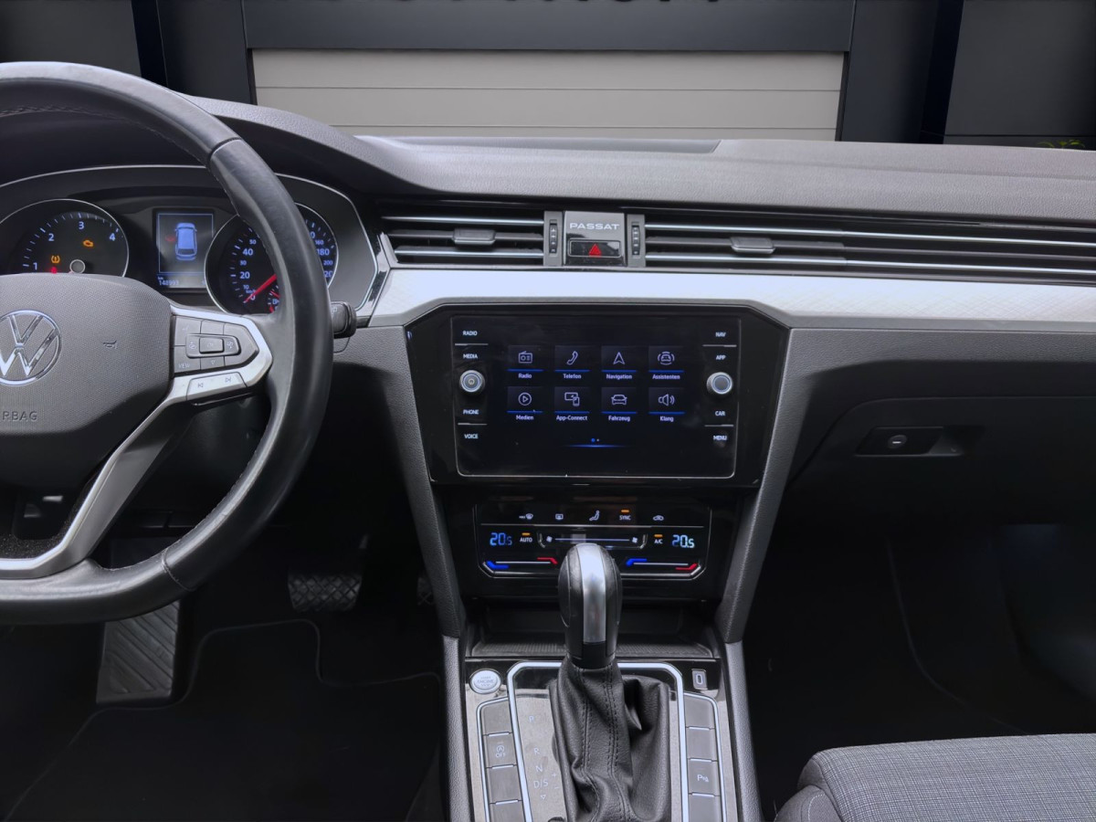 Thumb 13: Volkswagen Passat Variant 2.0 TDI DSG BUSINESS NAVI AHK PDC KLIMA LED