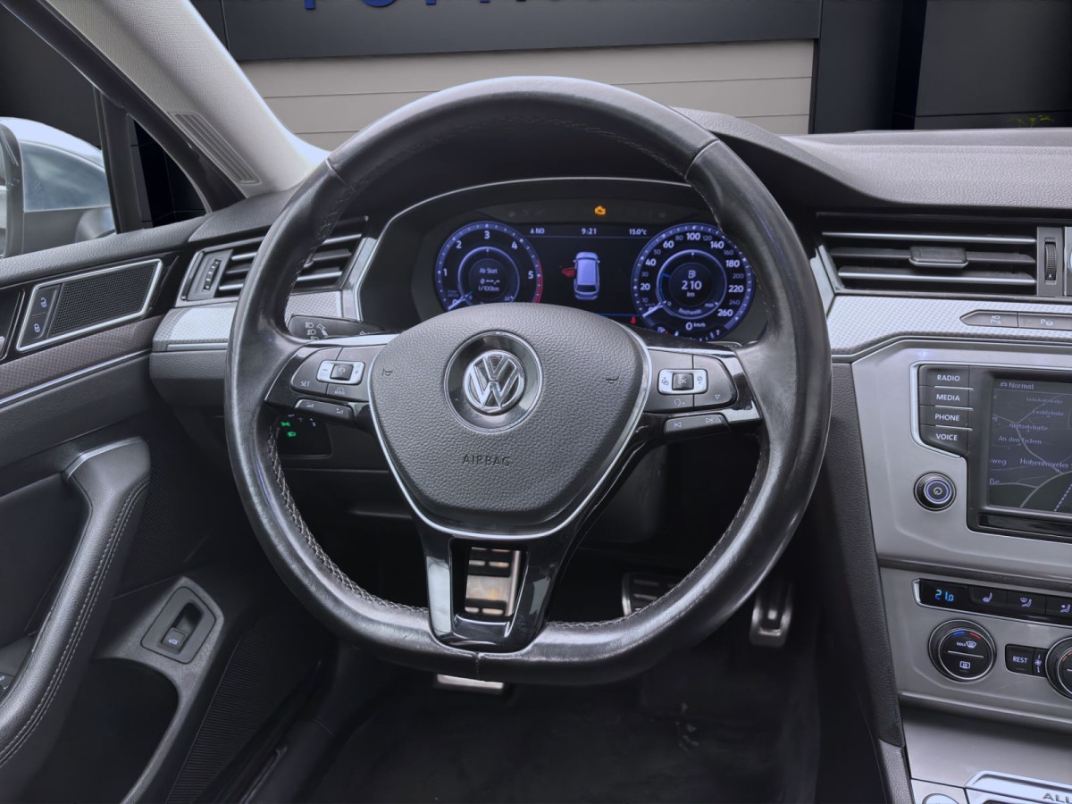 Thumb 10: Volkswagen Passat Variant 2.0 TDI DSG 4M ALLTRACK PANO AHK NAVI ACC