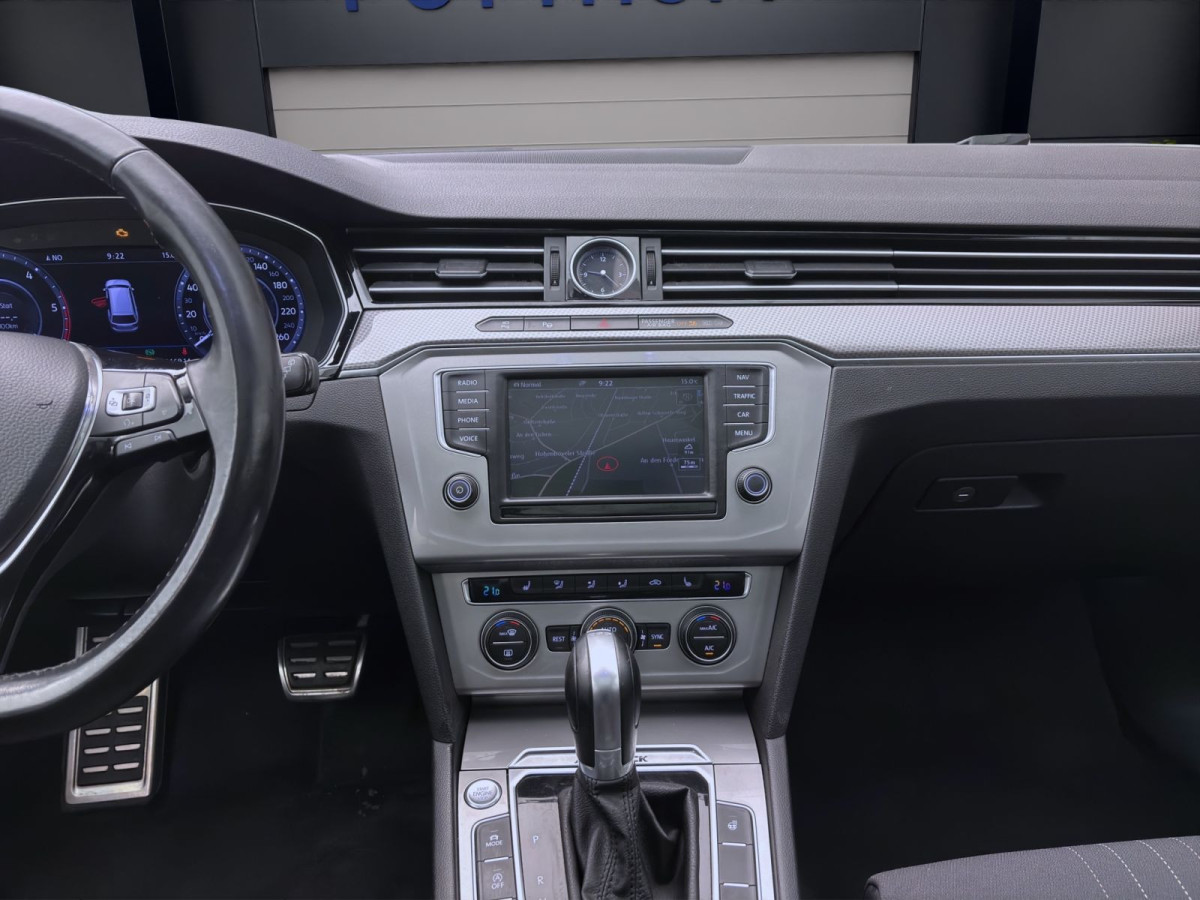 Thumb 13: Volkswagen Passat Variant 2.0 TDI DSG 4M ALLTRACK PANO AHK NAVI ACC