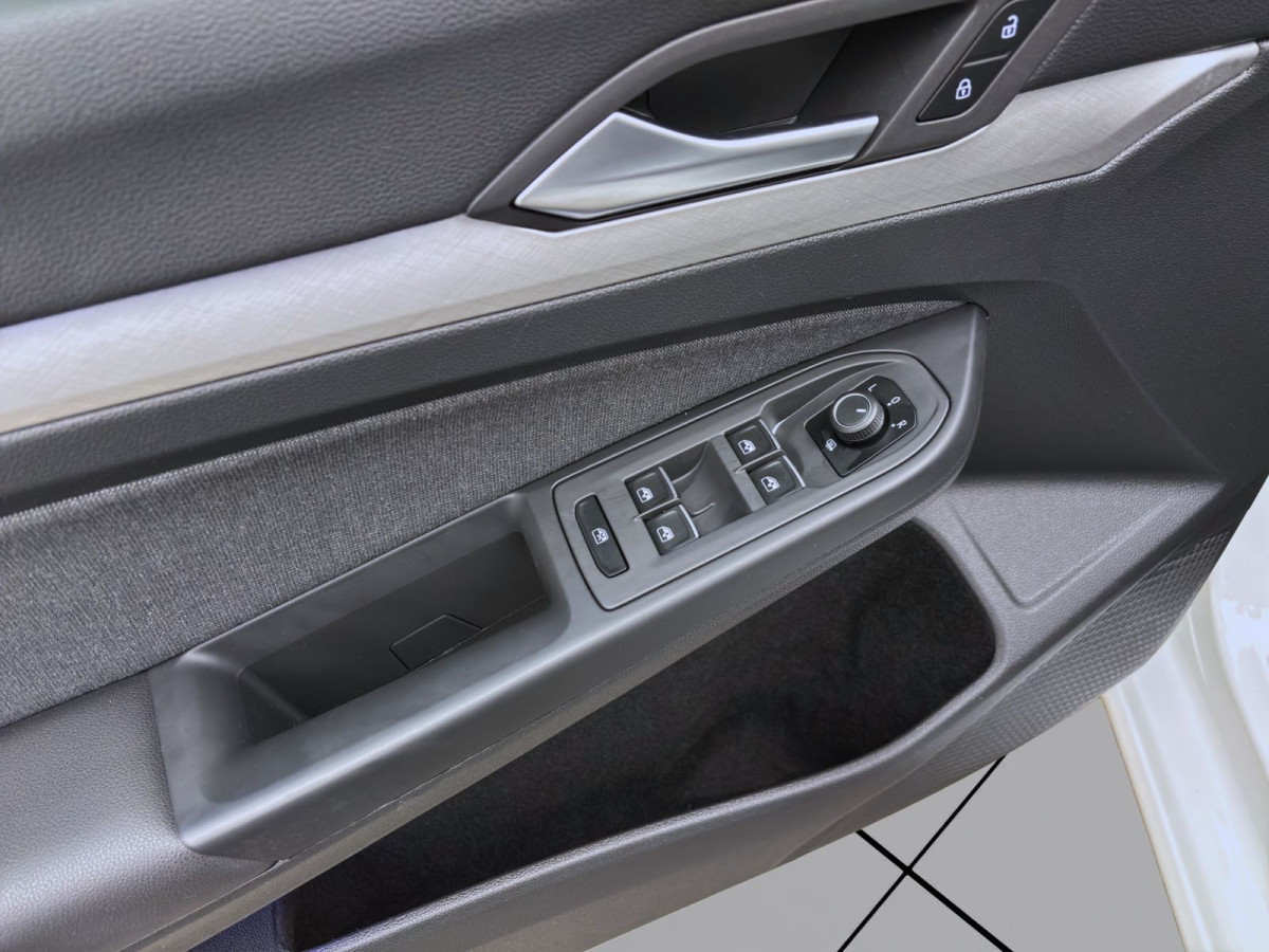 Thumb 9: Volkswagen Golf Variant 2.0 TDI DSG LIFE NAVI KAMERA ACC SITZHZG