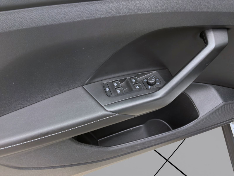 Bild 9: Volkswagen T-Cross 1.0 TSI GOAL NAVI PDC SITZHZG LED