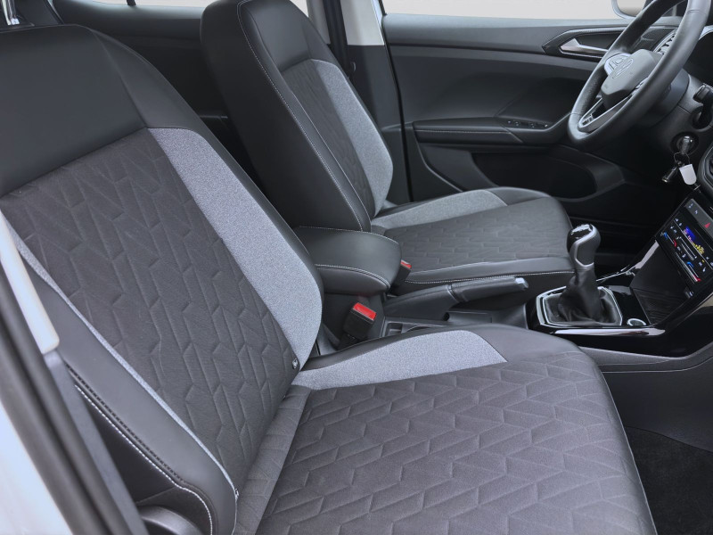 Bild 15: Volkswagen T-Cross 1.0 TSI GOAL NAVI PDC SITZHZG LED