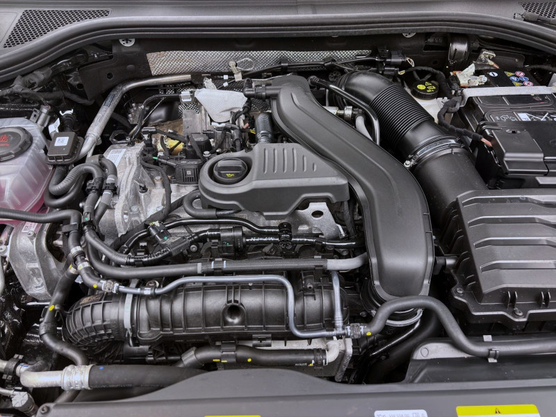 Bild 17: Škoda Superb Combi 1.5 TSI mHEV DSG ESSENCE NAVI PDC LED SITZHZG