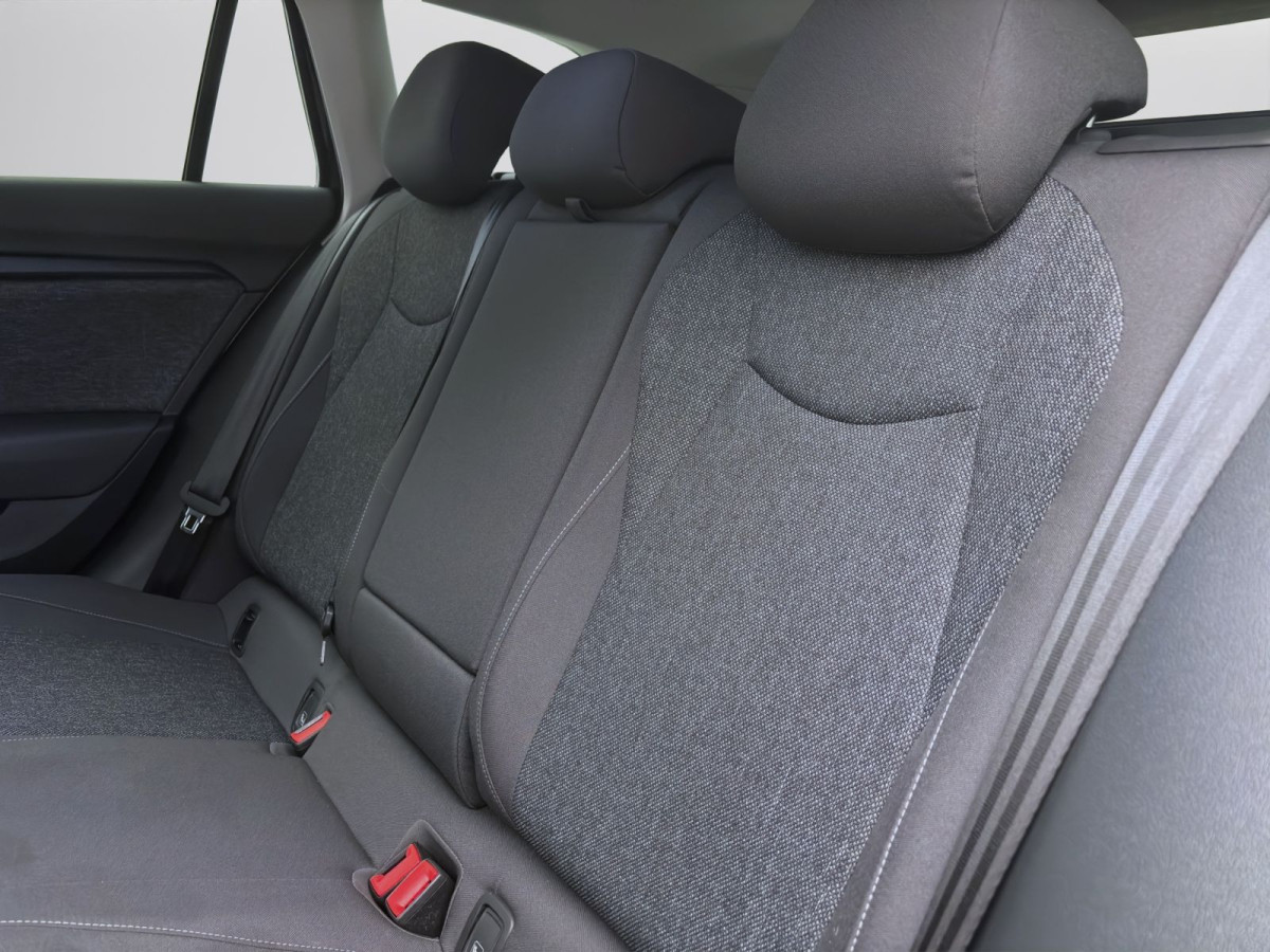 Thumb 14: Škoda Superb Combi 1.5 TSI mHEV DSG ESSENCE NAVI PDC LED SITZHZG