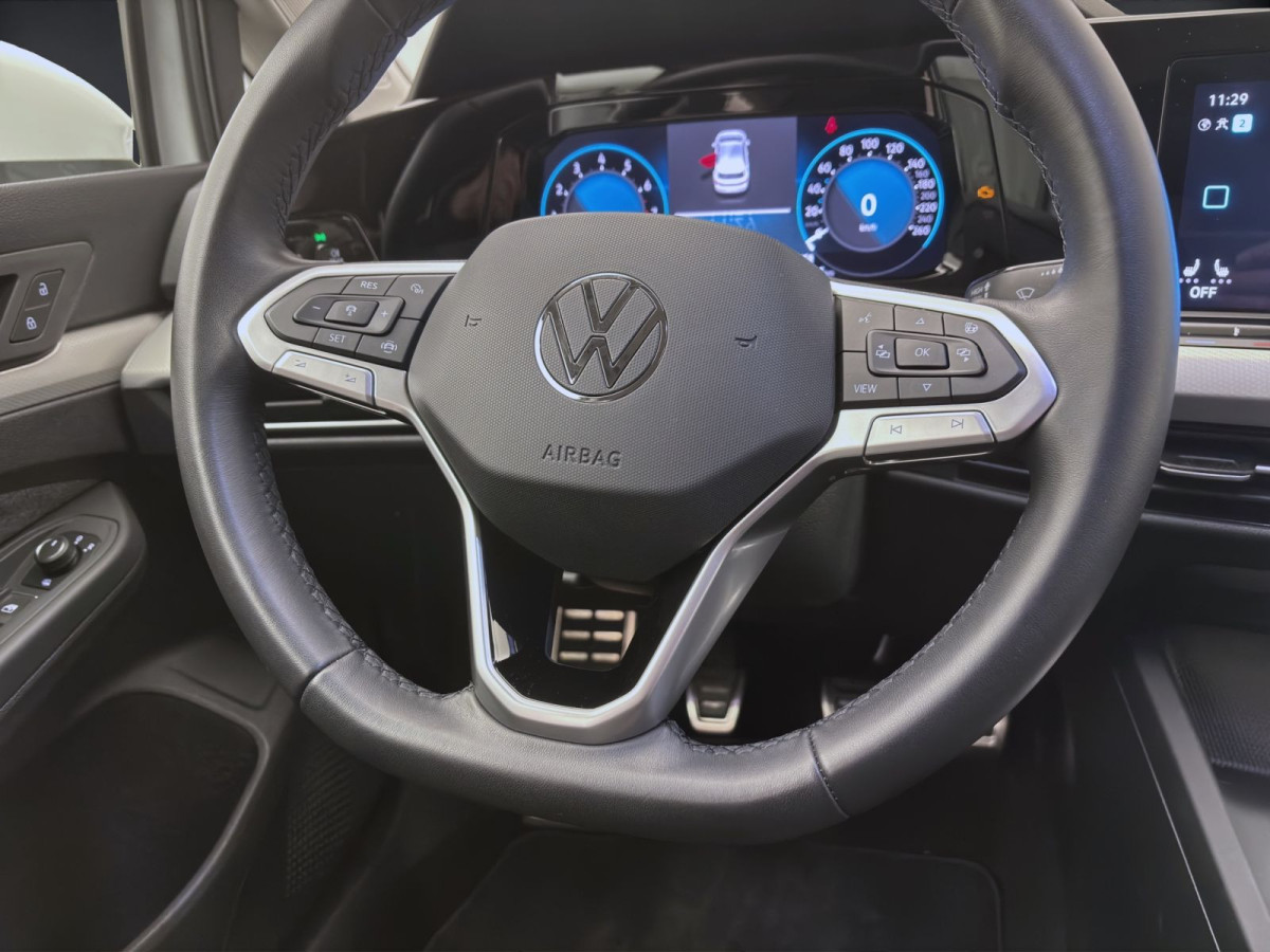 Thumb 11: Volkswagen Golf 1.0 TSI MOVE PDC LED SITZHZG DAB+