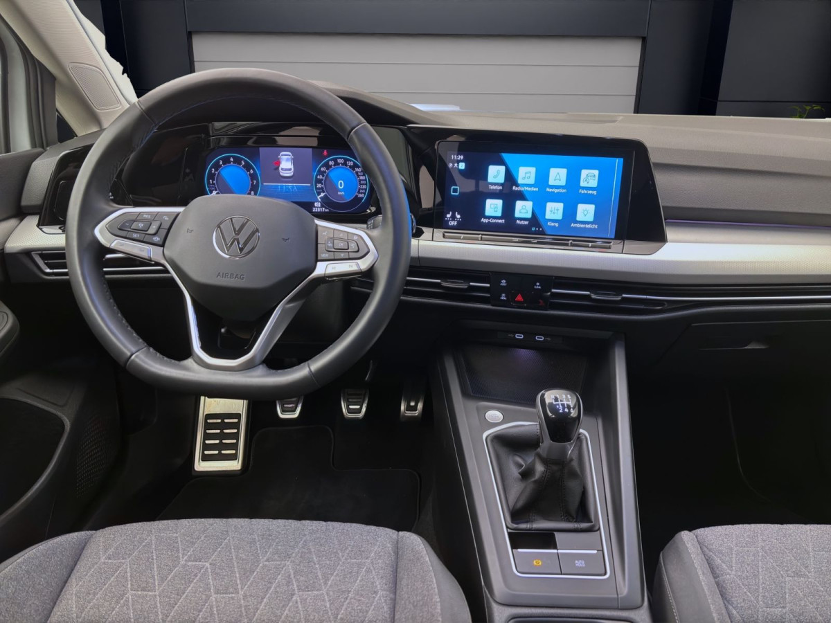 Thumb 12: Volkswagen Golf 1.0 TSI MOVE PDC LED SITZHZG DAB+