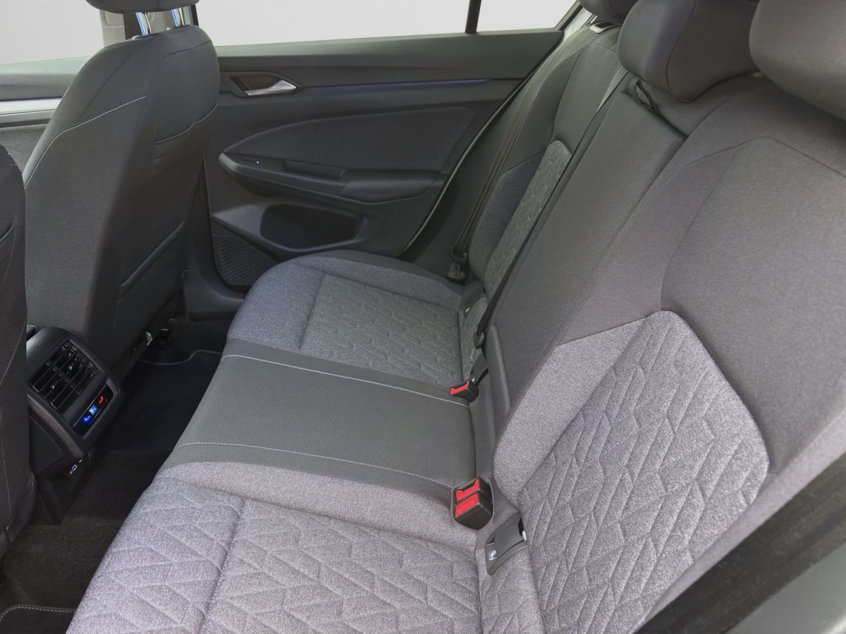 Thumb 14: Volkswagen Golf 1.0 TSI MOVE PDC LED SITZHZG DAB+