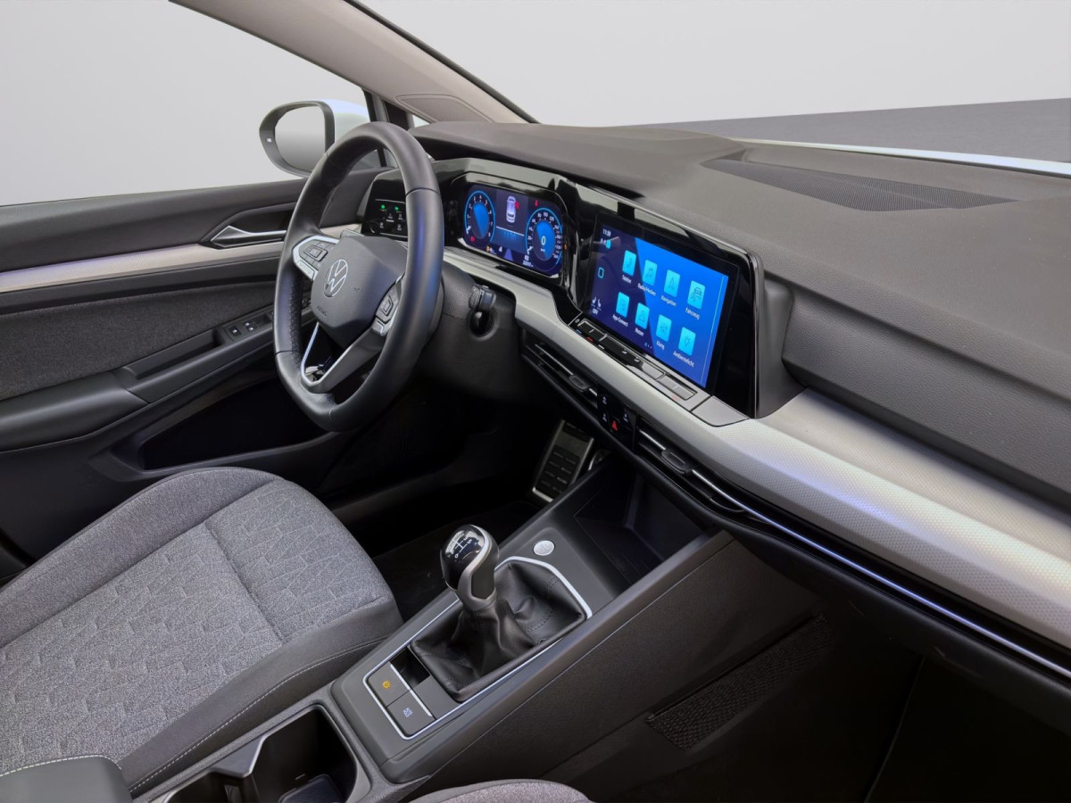 Thumb 16: Volkswagen Golf 1.0 TSI MOVE PDC LED SITZHZG DAB+
