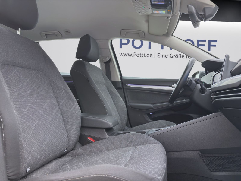 Bild 15: Volkswagen Golf Variant 1.5 eTSI DSG LIFE AHK NAVI PDC SITZHZG
