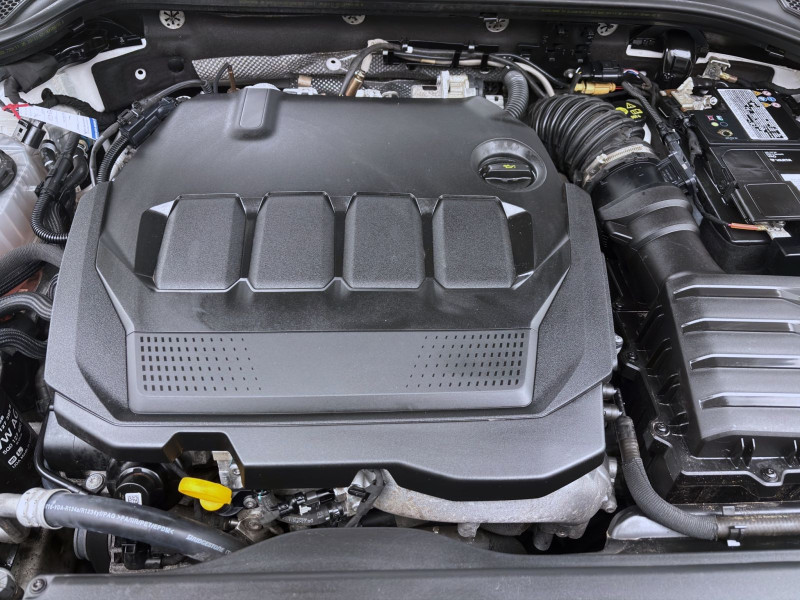 Bild 17: Škoda Octavia Combi 2.0 TDI DSG STYLE AHK NAVI PDC SITZHZG