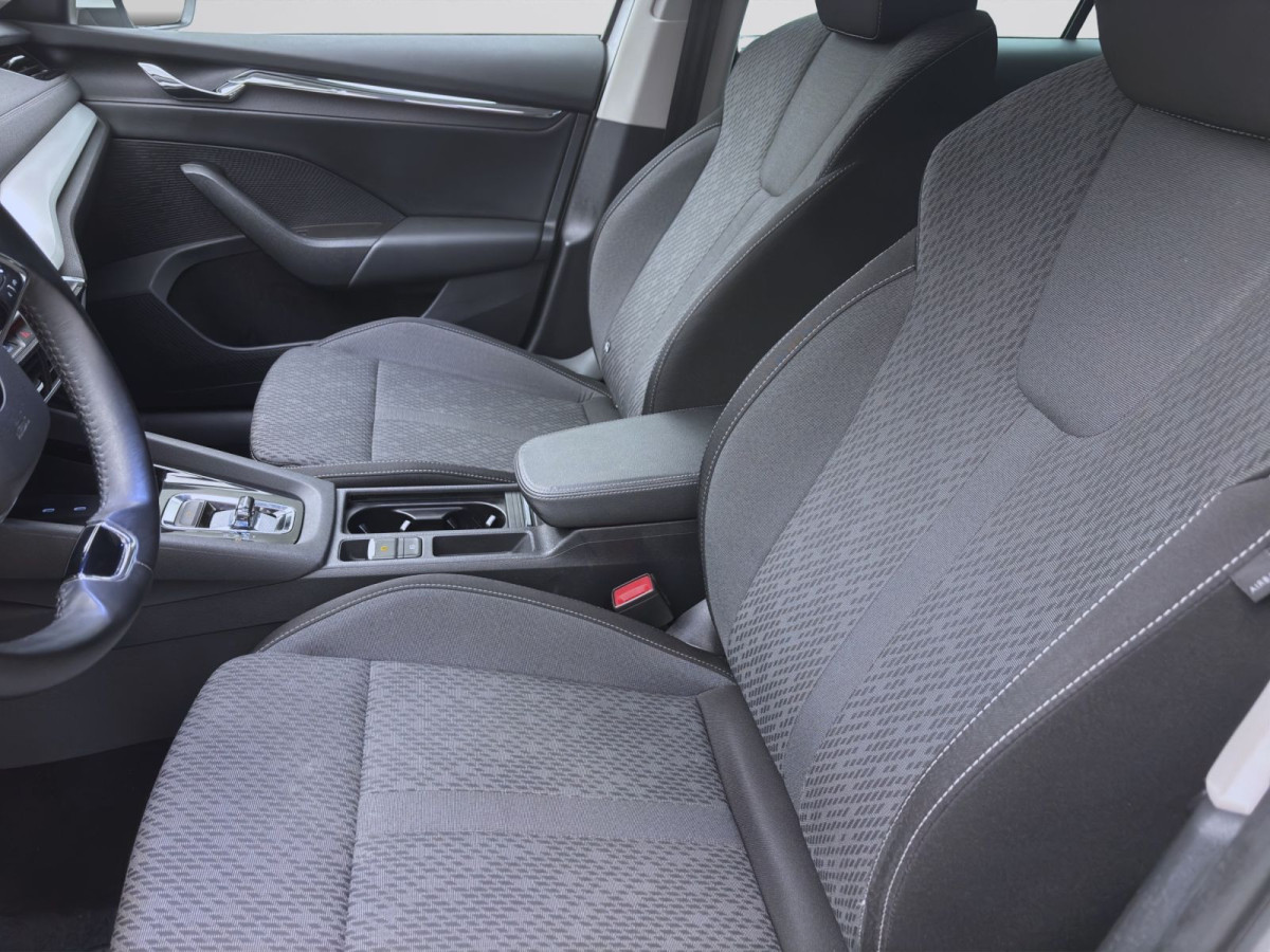 Thumb 8: Škoda Octavia Combi 2.0 TDI DSG STYLE AHK NAVI PDC SITZHZG