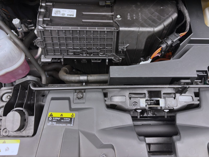 Bild 16: Cupra Born PDC LED KLIMA DAB+ VIRTUAL