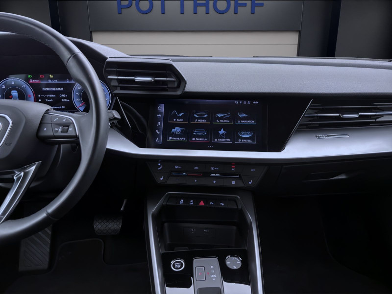 Bild 13: Audi A3 Limousine 30 TDI ADVANCED AHK NAVI+ PDC SITZHZG