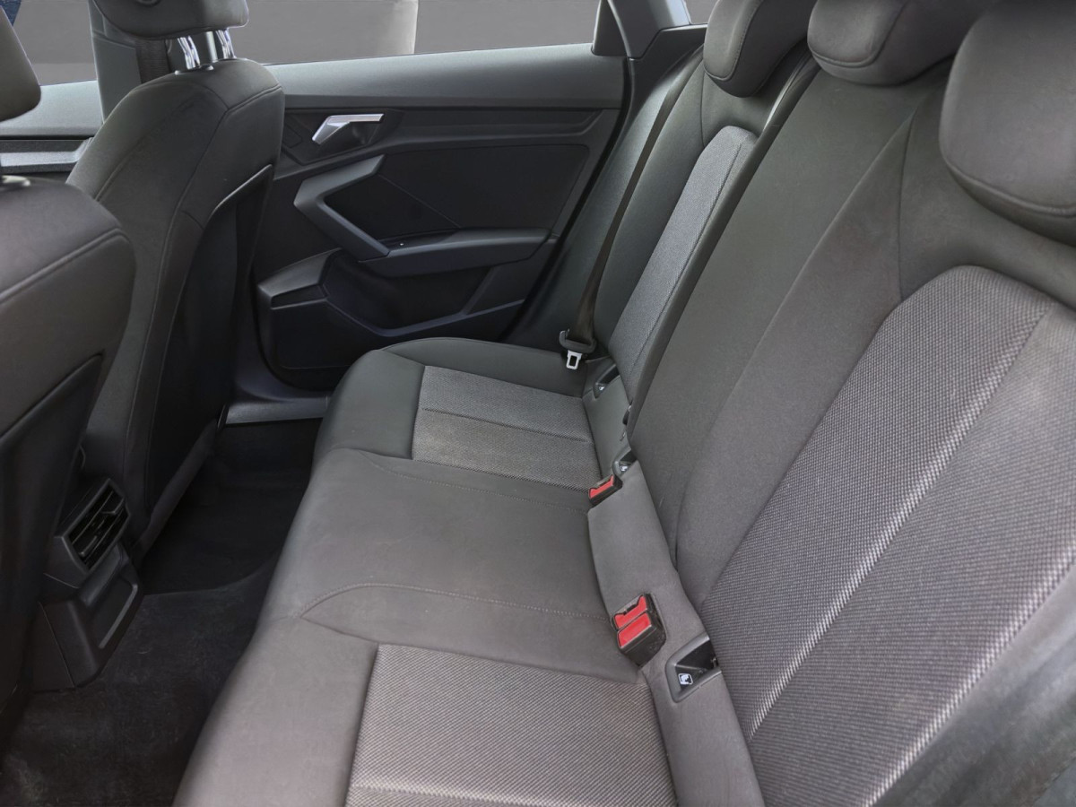 Thumb 13: Audi A3 Sportback 35 TFSI ADVANCED AHK SITZHZG KLIMA