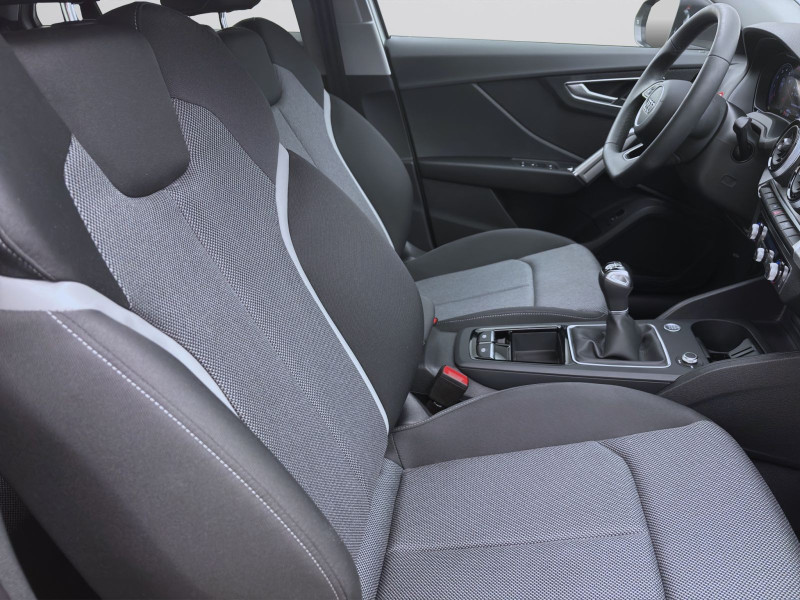 Bild 15: Audi Q2 30 TFSI ADVANCED AHK KAMERA NAVI+ PDC