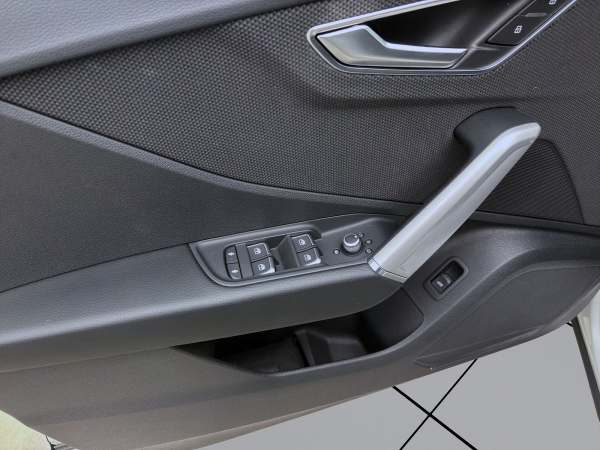 Thumb 9: Audi Q2 30 TFSI ADVANCED AHK KAMERA NAVI+ PDC