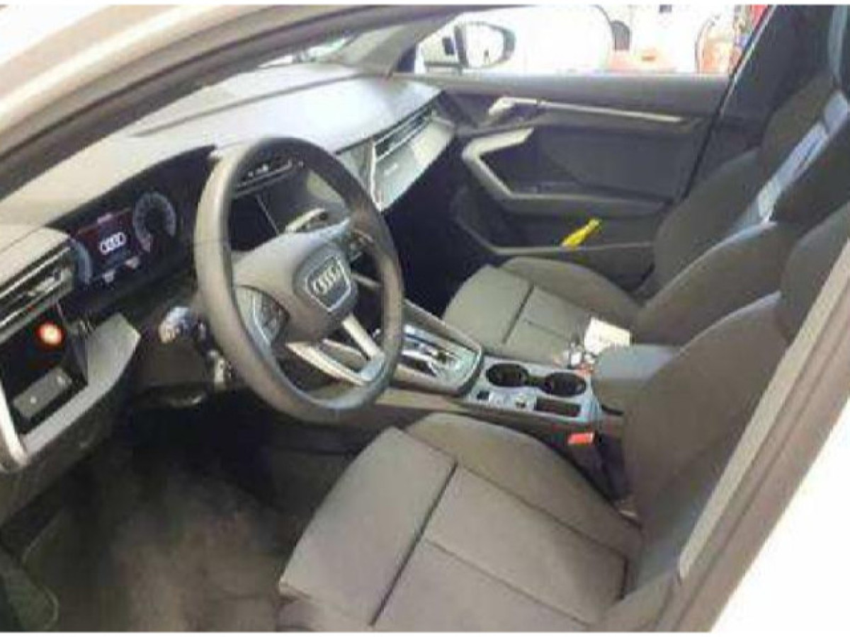 Thumb 2: Audi A3 Sportback 35 TDI NAVI+ KAMERA SITZHZG PDC