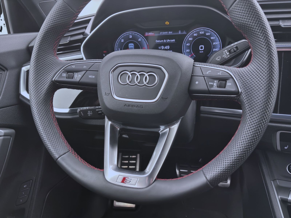 Thumb 11: Audi Q3 40 TDI Q S LINE NAVI PANO STDHZG AHK LM20