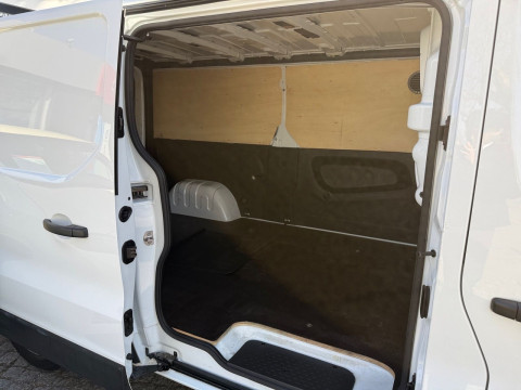 Ansicht 11 - Gebrauchtwagen Fahrzeug, Modell Primastar der Marke Nissan von Verkäufer Autohaus Wegener Berlin GmbH - Filiale Spandau