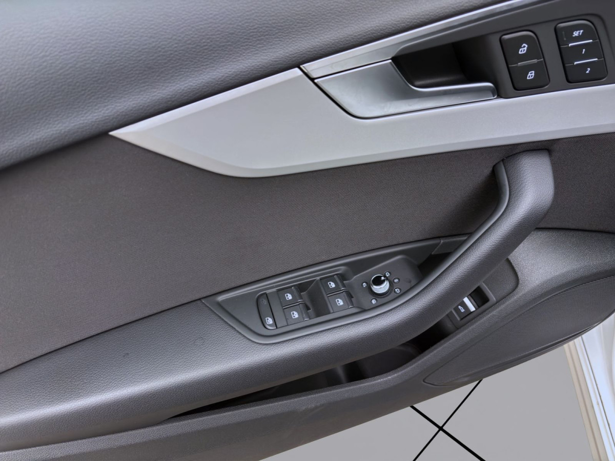Thumb 9: Audi A4 allroad 40 TDI Q AHK NAVI KAMERA LED SITZHZG