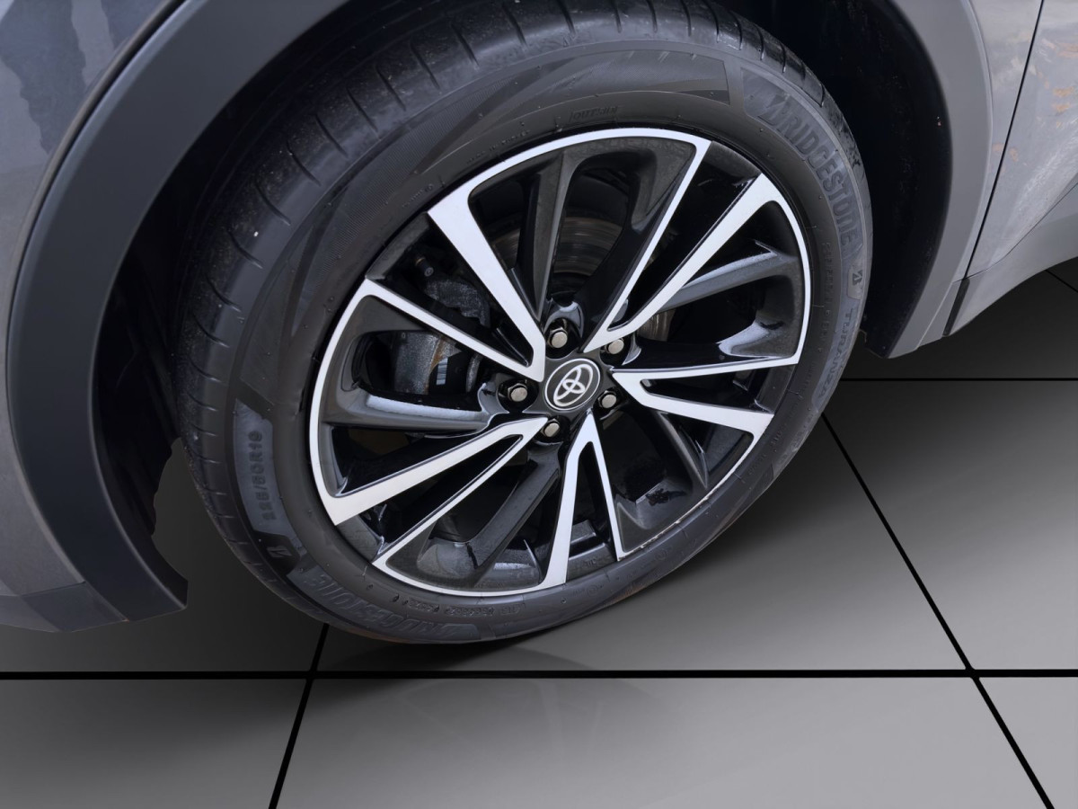 Thumb 6: Toyota C-HR 2.0 VVT-i Hybrid LOUNGE PANO LM19 KLIMA KAMERA