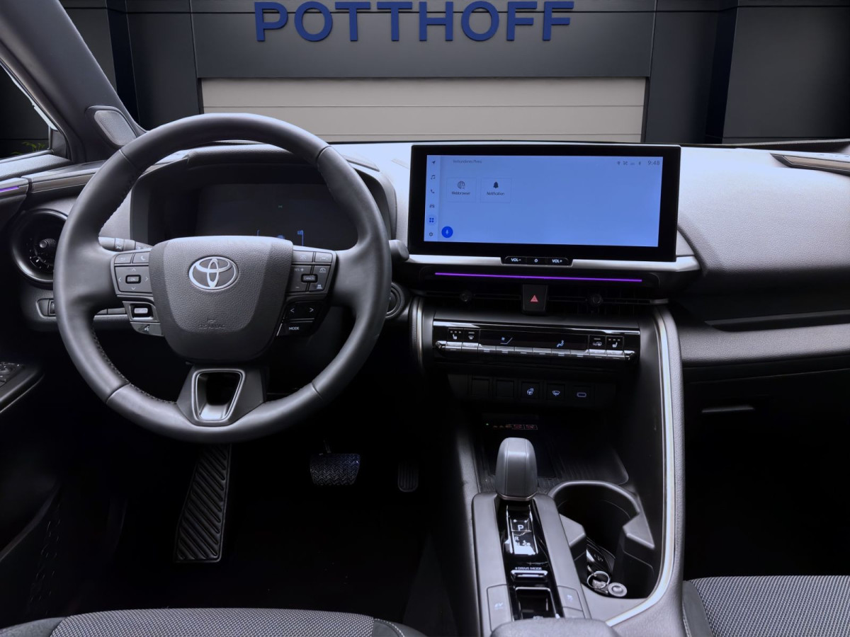 Thumb 11: Toyota C-HR 2.0 VVT-i Hybrid LOUNGE PANO LM19 KLIMA KAMERA