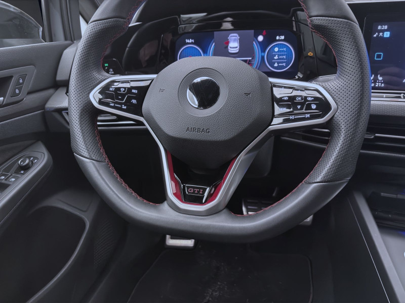 Bild 11: Volkswagen Golf GTI BLACK STYLE IQ.LIGHT NAVI ACC