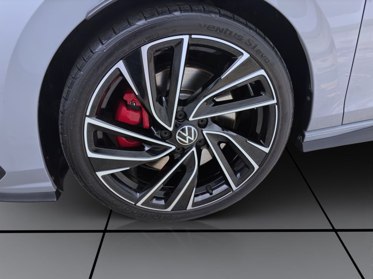 Thumb 7: Volkswagen Golf GTI BLACK STYLE IQ.LIGHT NAVI ACC