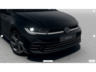 Fahrzeugbild eines Volkswagen Polo in schwarz.