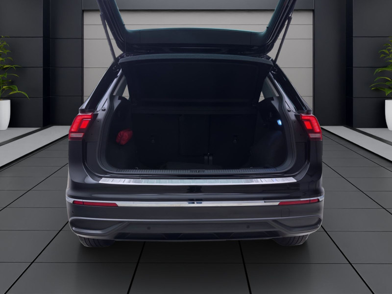 Bild 3: Volkswagen Tiguan 1.5 TSI DSG ACTIVE NAVI KAMERA AHK PDC