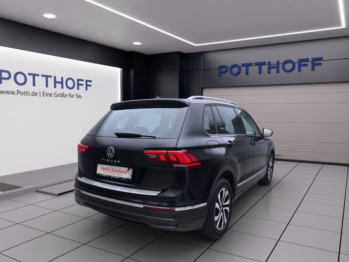 Thumb 4: Volkswagen Tiguan 1.5 TSI DSG ACTIVE NAVI KAMERA AHK PDC