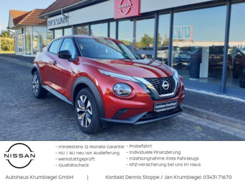 Automodell: Juke in der Farbe rot