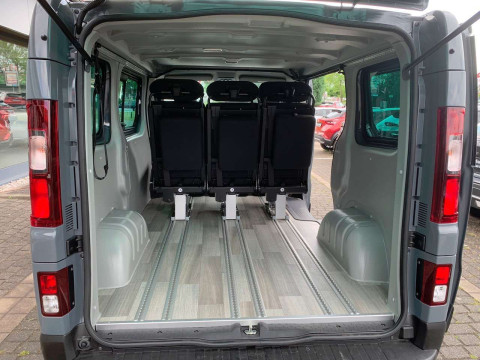 Ansicht 11 - Gebrauchtwagen Fahrzeug, Modell Primastar der Marke Nissan von Verkäufer Autohaus Krumbiegel GmbH