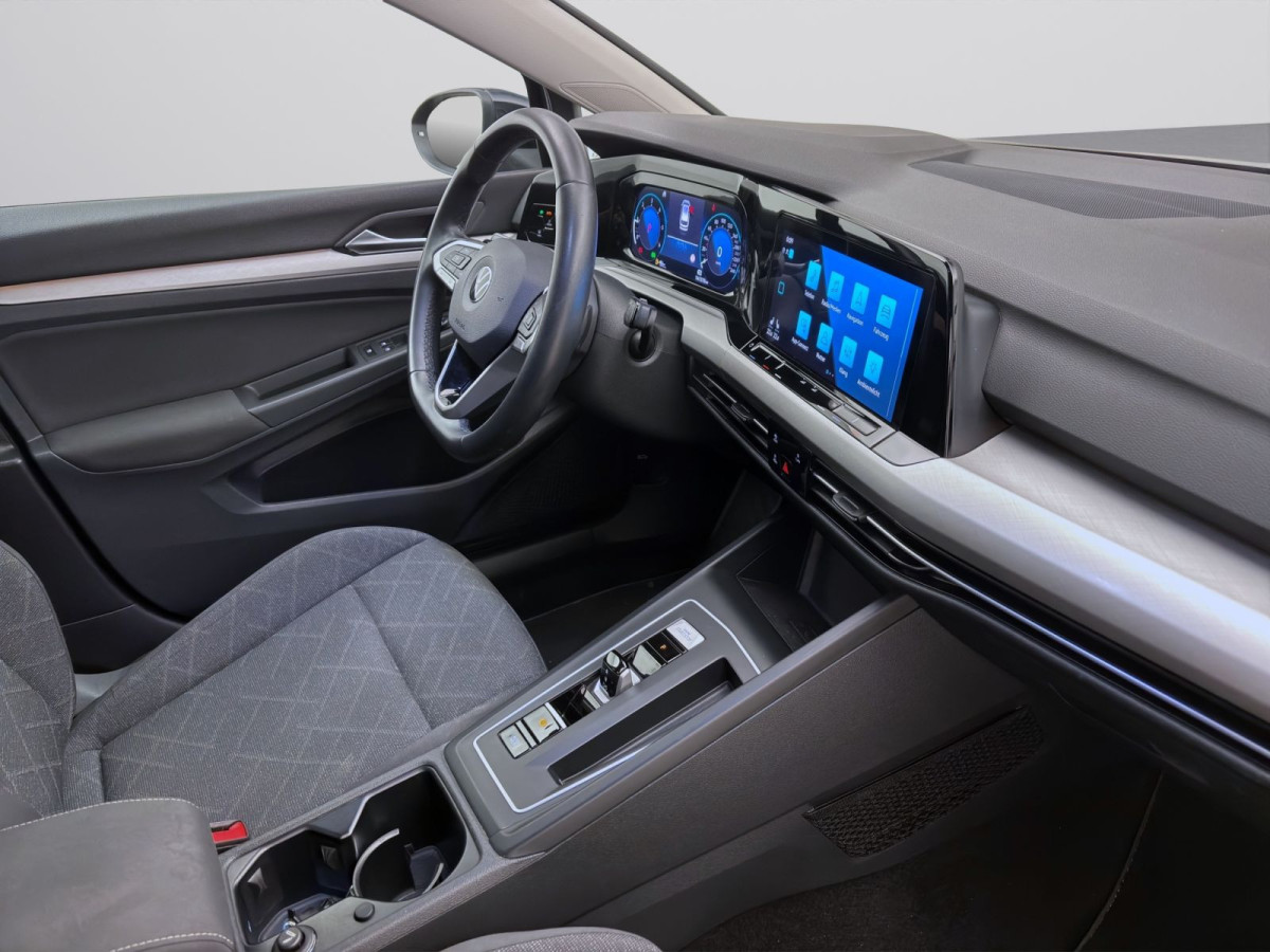 Thumb 16: Volkswagen Golf Variant 2.0 TDI DSG LIFE AHK NAVI ACC PDC LED