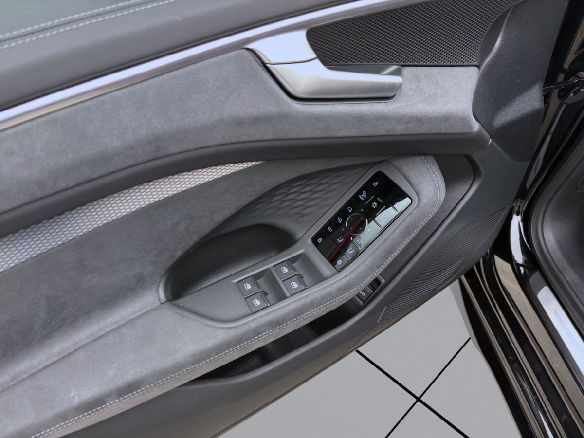 Thumb 9: Audi A6 Avant TDI Q S LINE AHK MEMORY LM20