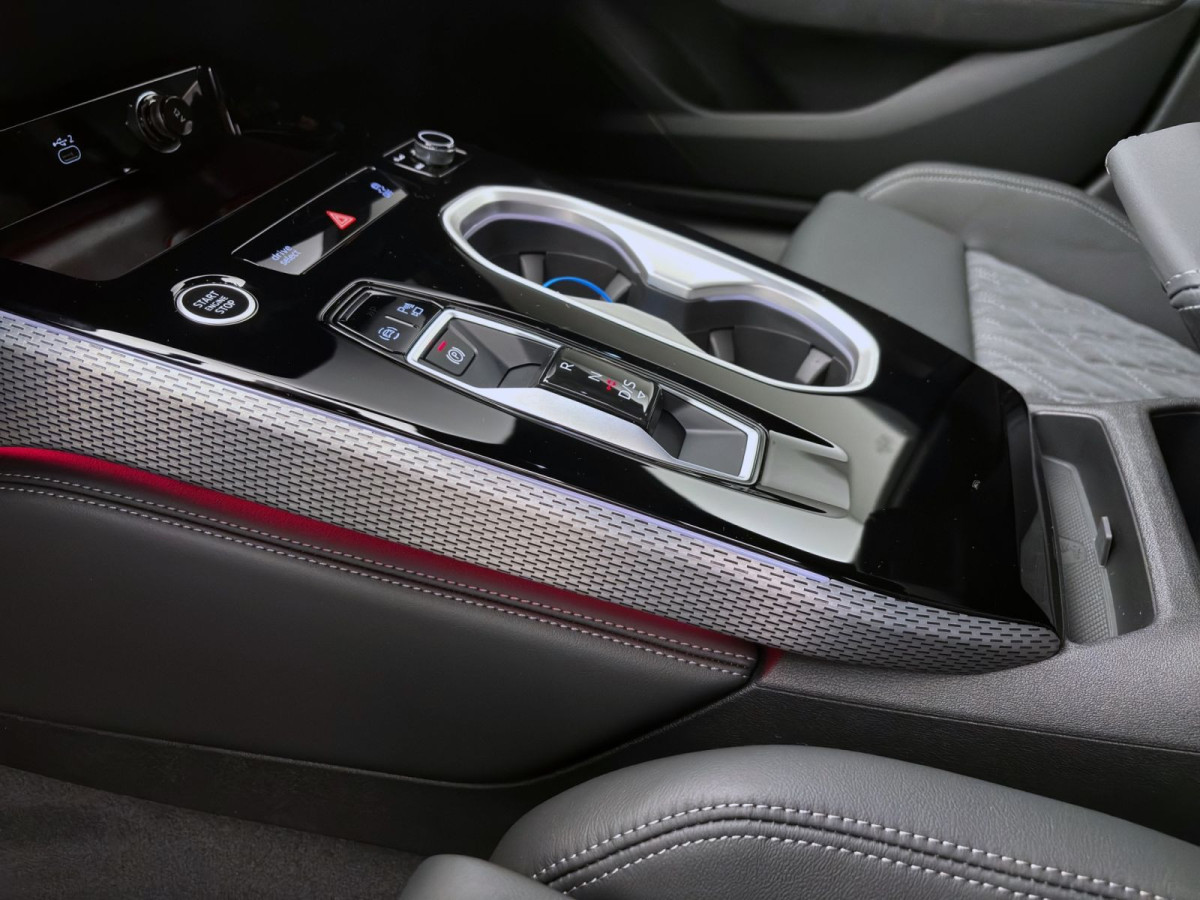 Thumb 13: Audi A6 Avant TDI Q S LINE AHK MEMORY LM20