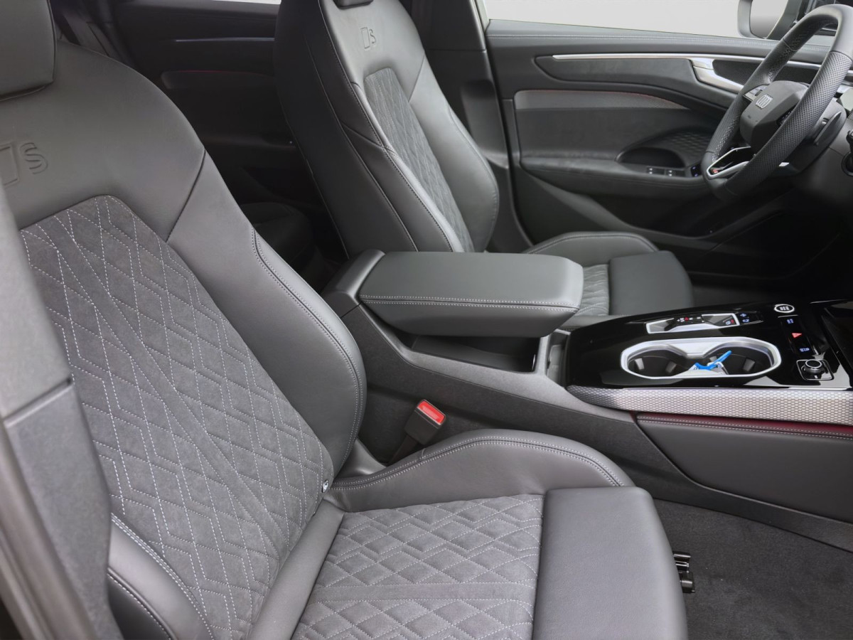 Thumb 15: Audi A6 Avant TDI Q S LINE AHK MEMORY LM20