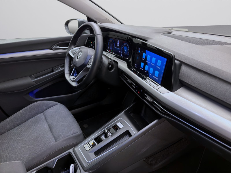 Bild 16: Volkswagen Golf Variant 1.0 eTSI DSG LIFE AHK KAMERA NAVI PDC