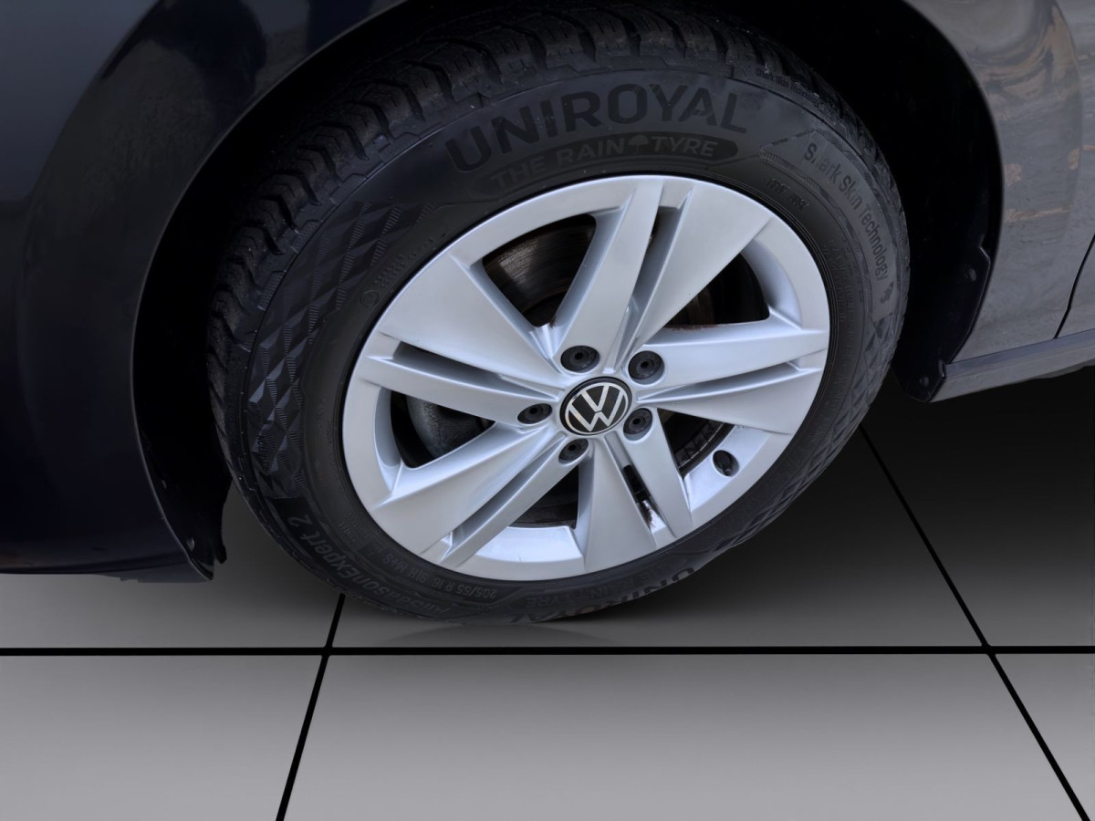 Thumb 7: Volkswagen Golf Variant 1.0 eTSI DSG LIFE AHK KAMERA NAVI PDC