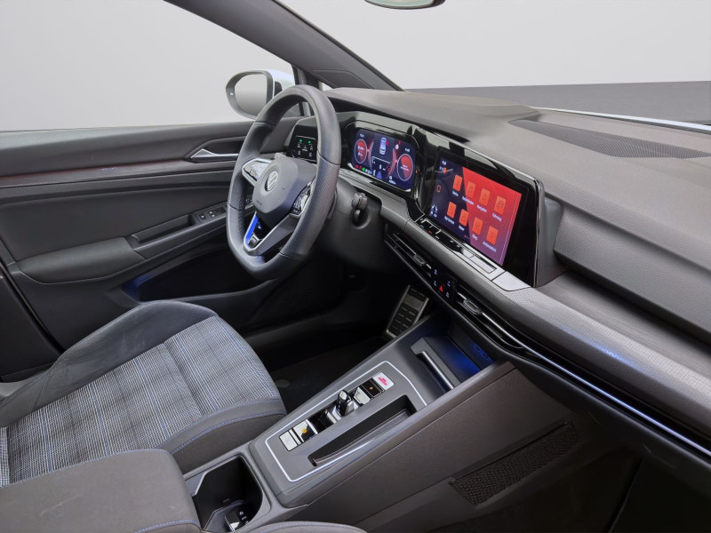 Bild 16: Volkswagen Golf 1.4 TSI eHybrid DSG GTE STDHZG AHK NAVI SITZHZG
